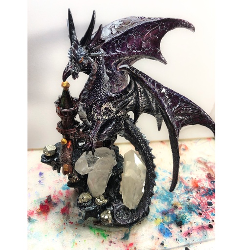 Grand dragon violet prononcé avec cristaux VENDU